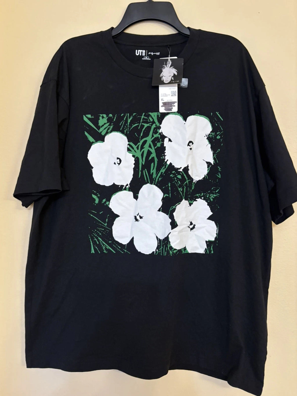 NWT UNIQLO UT POP ART Andy Warhol Flowers Black Graphic Short Sleeve T-shirt XL