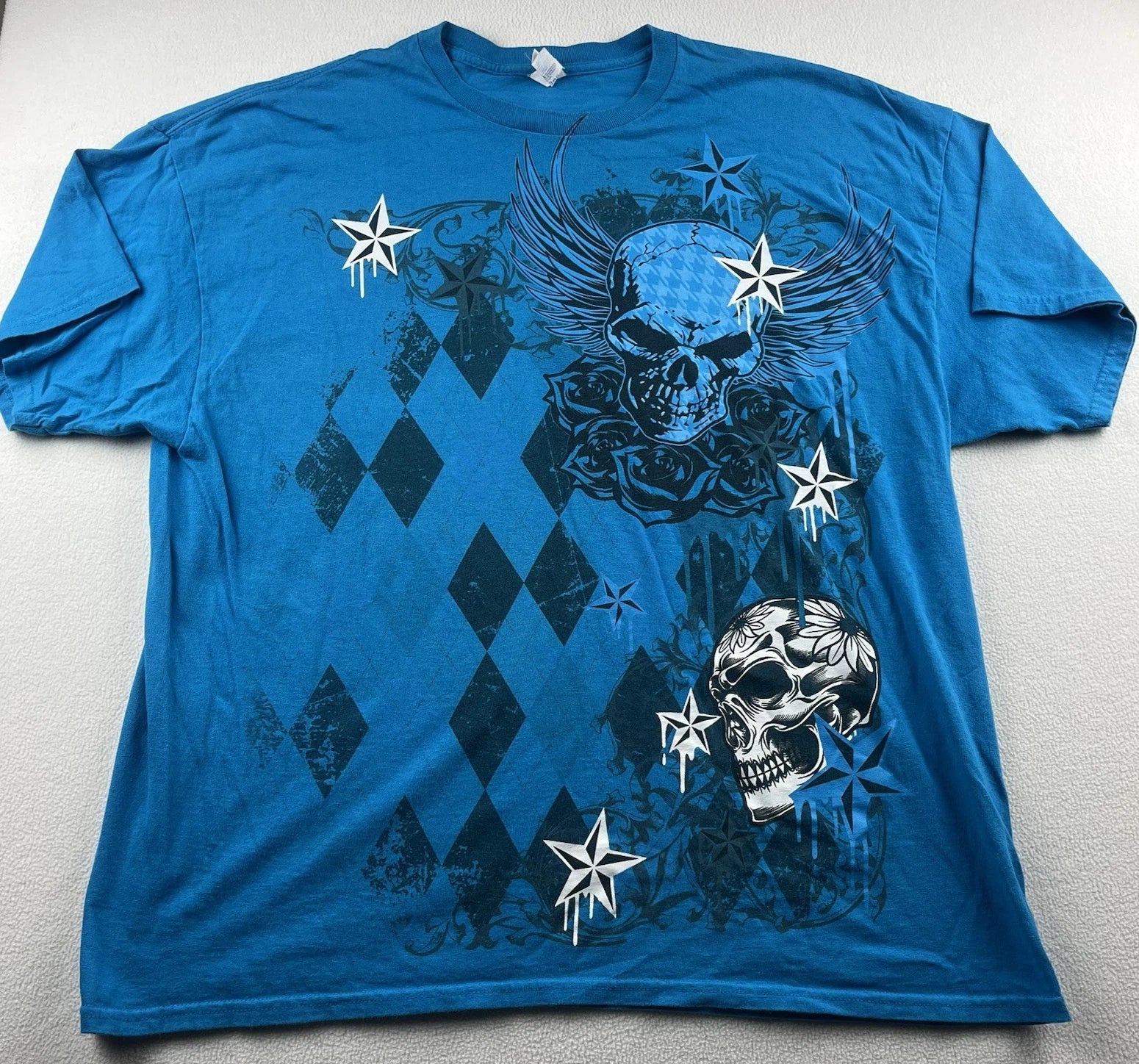 Gildan Heavy Cotton Mens 2XL Blue Skull Wings Star Argyle Graphic T Shirt Y2K