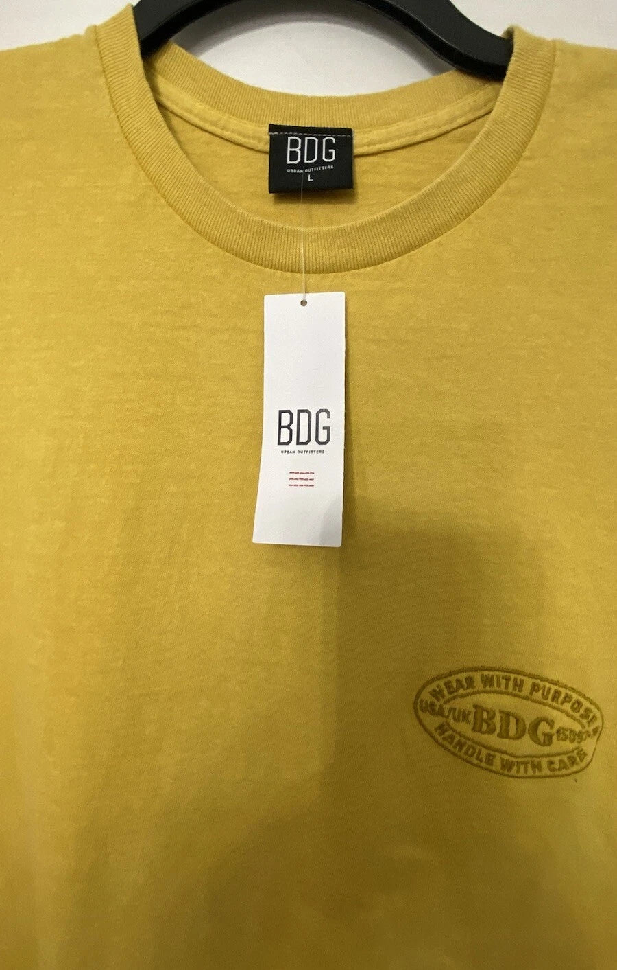 Urban Outfitters BDG Relaxed Fit Mens T-Shirt Short Sleeve Workwear Crest Yellow