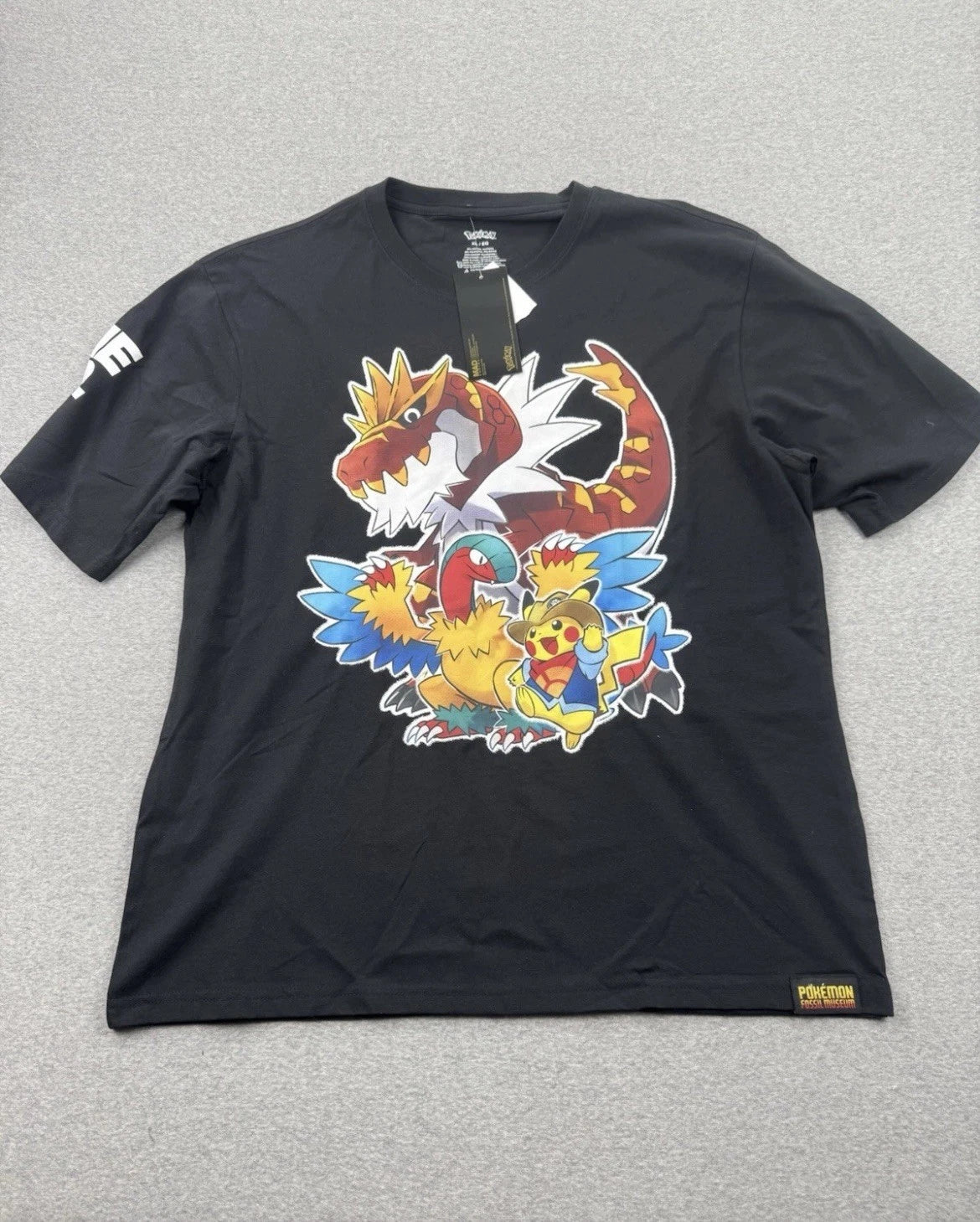 EXCLUSIVE COLLAB Pokémon Fossil Museum/Field Museum T-Shirt Size XL NWI SOLD OUT