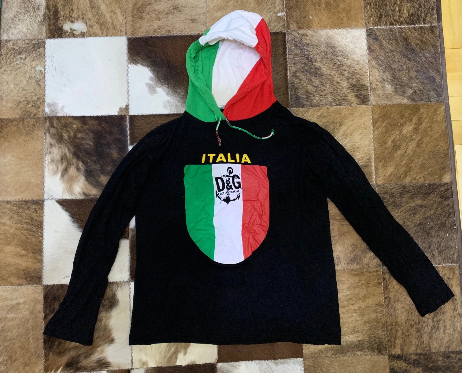 Dolce & Gabbana D&G Italia Hooded Long Sleeve T-Shirt Size M Made in Italy Flag