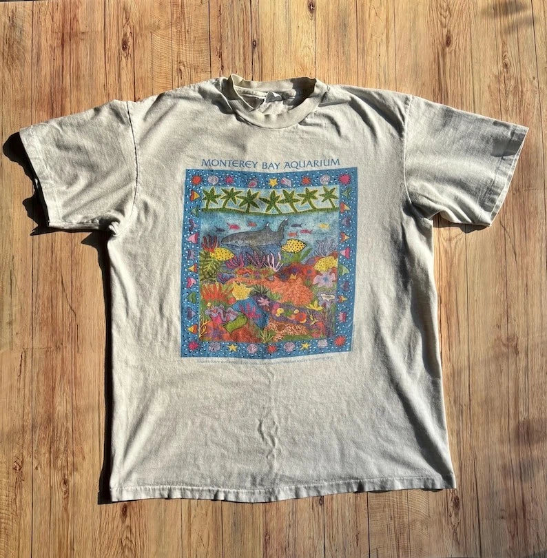 Vintage 1991 Monterey Bay Aquarium Shark T-Shirt Sweatshirt Hoodie