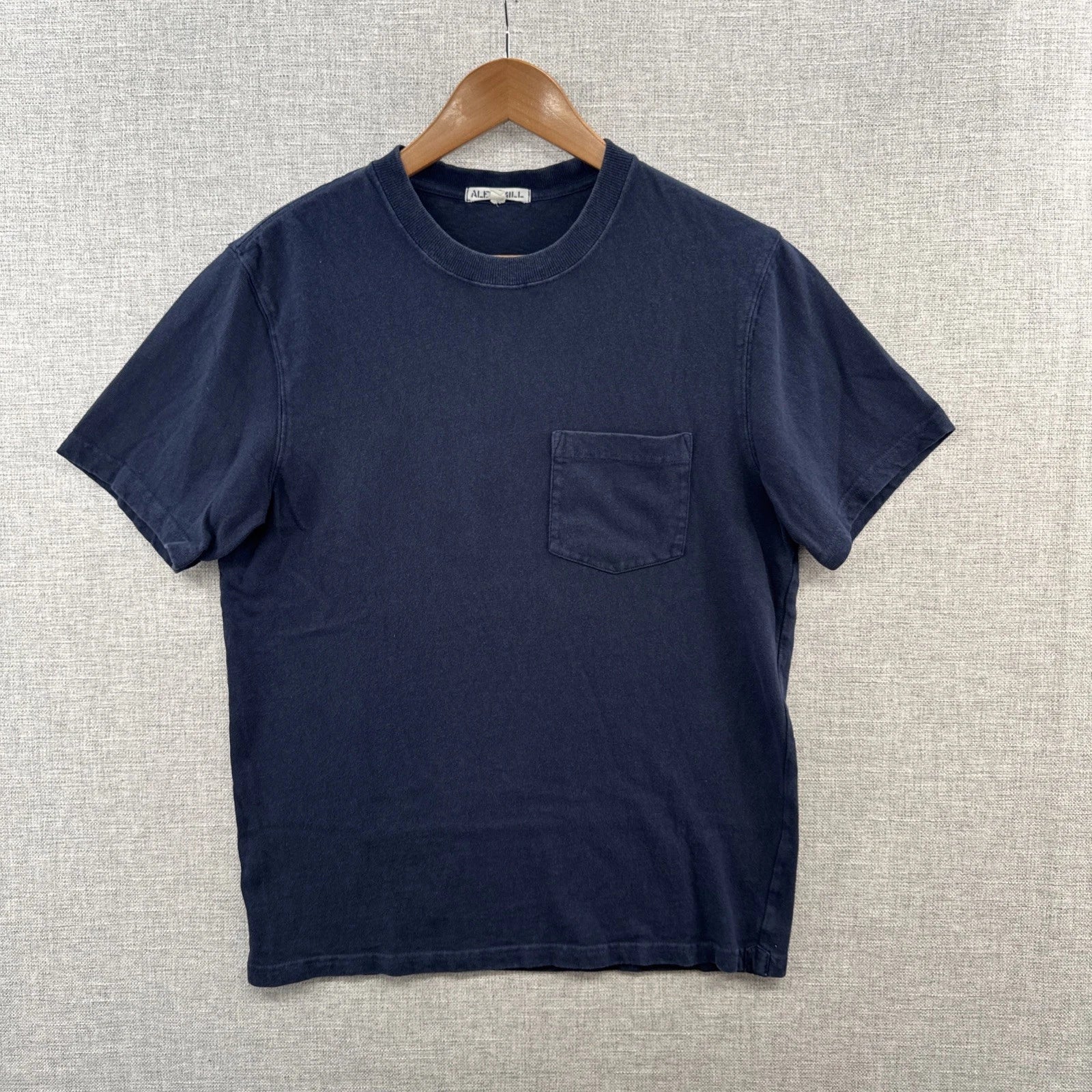 Alex Mill T Shirt Mens Small Blue Navy Pocket Short Sleeve Minimalist Adult