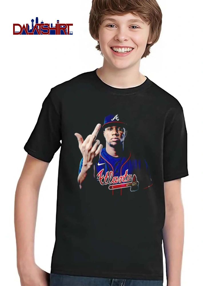 Atlanta Braves man wearing baseball jersey middle finger shirt