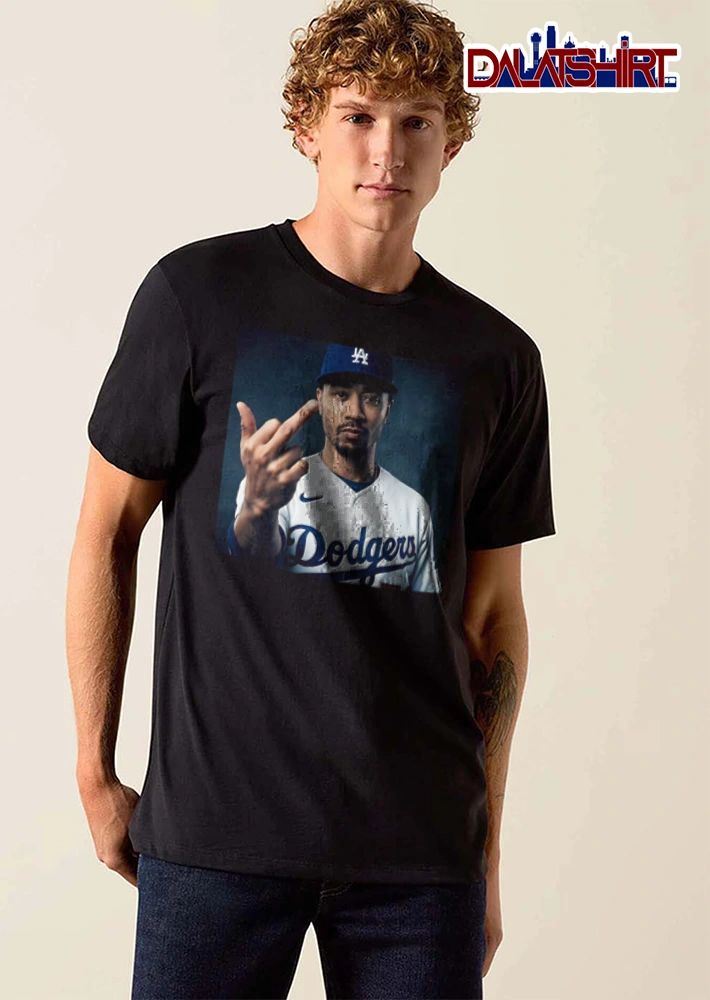 Los Angeles Dodgers Mookie Betts man wearing Dodgers jersey middle finger shirt
