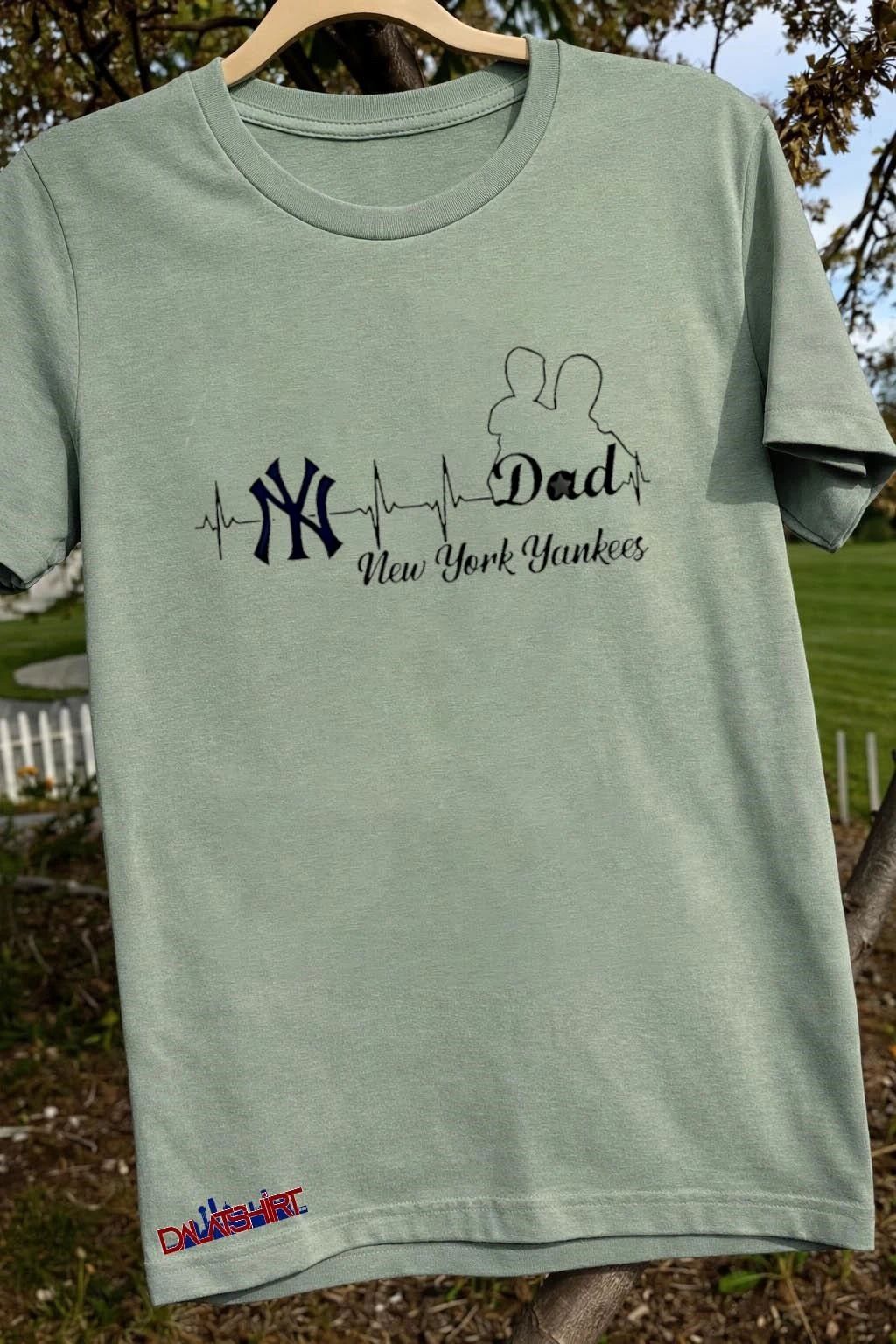 New York Yankees This Is What An Awesome Dad Looks Like shirt