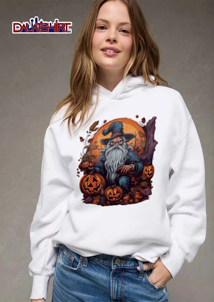 Wizard long beard holding pumpkin shirt