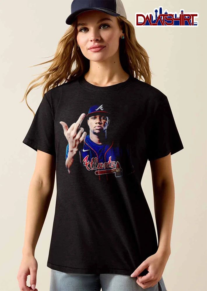 Atlanta Braves man wearing baseball jersey middle finger shirt