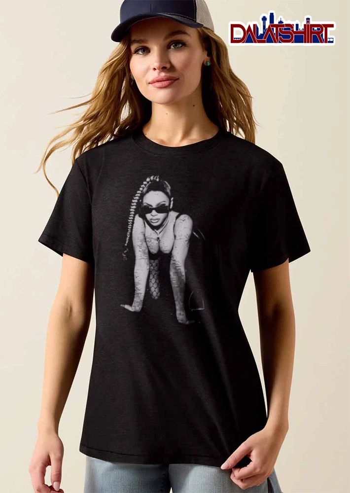 Beyonce Tour ponytail sunglasses shirt