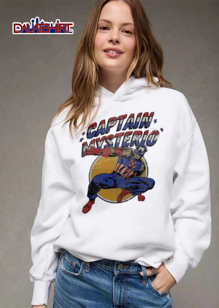 Captain Mysterio wrestler wearing America costume shirt