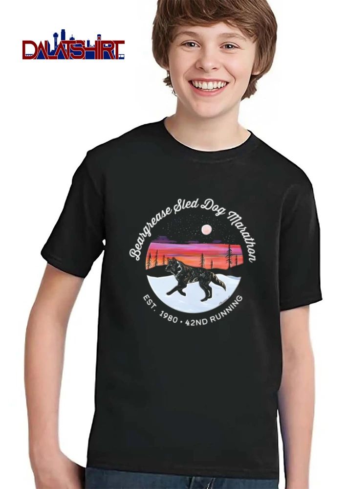 Beargrease Sled Dog Marathon 1980 42 patterned wolf running snowy landscape shirt