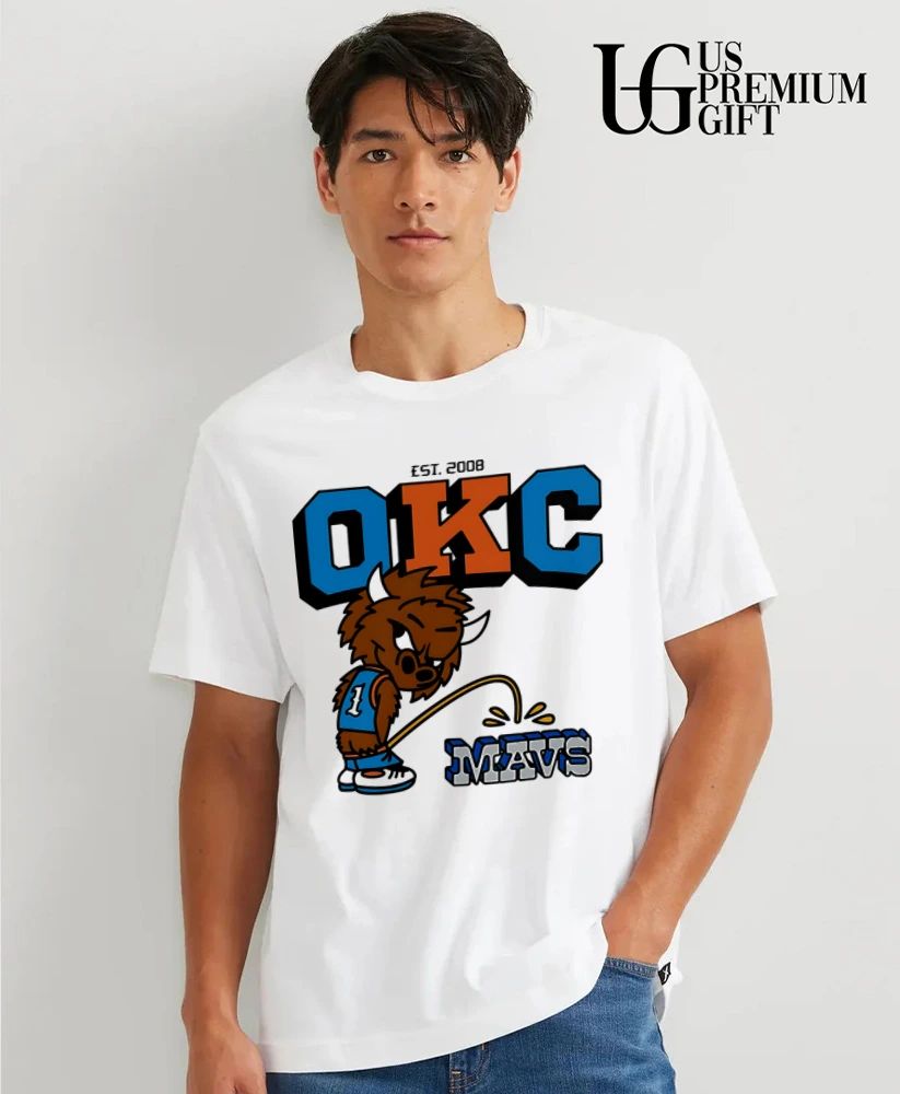 Rumble the Bison Oklahoma City Thunders peeing on Mavs shirt