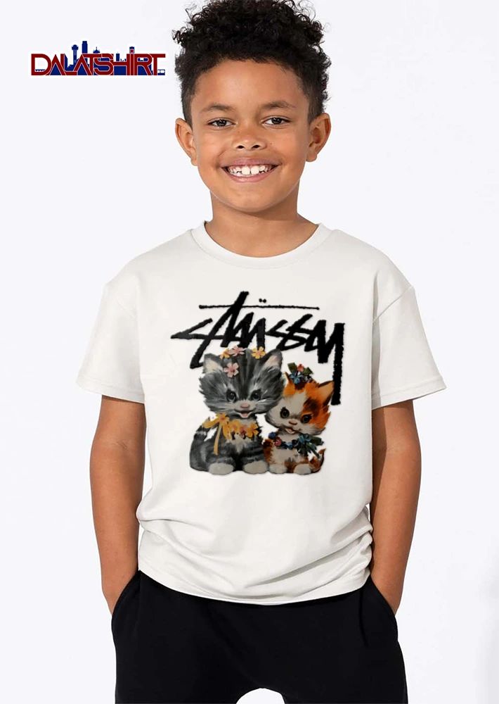Stussy two kittens wearing flower garlands shirt