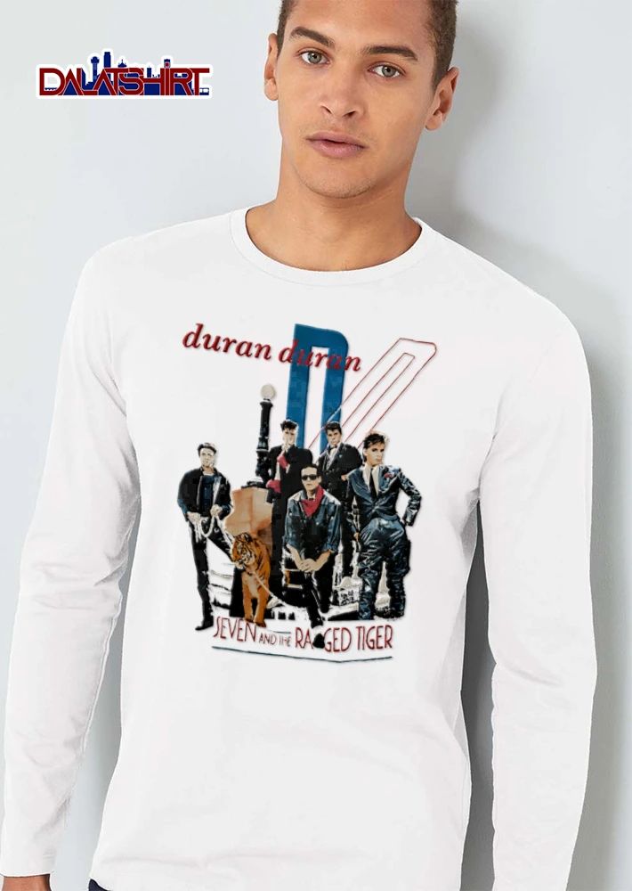 Duran Seven AND THE Ragged Tiger band members posing with shirt