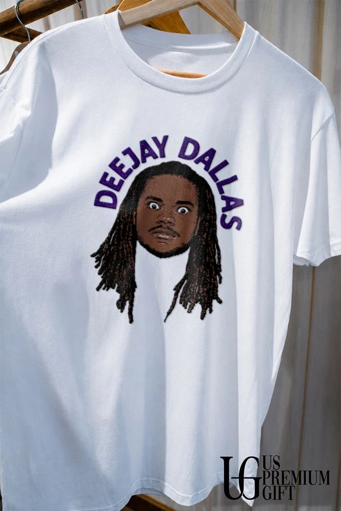 DeeJay Dallas Minnesota Vikings football headshot signature shirt